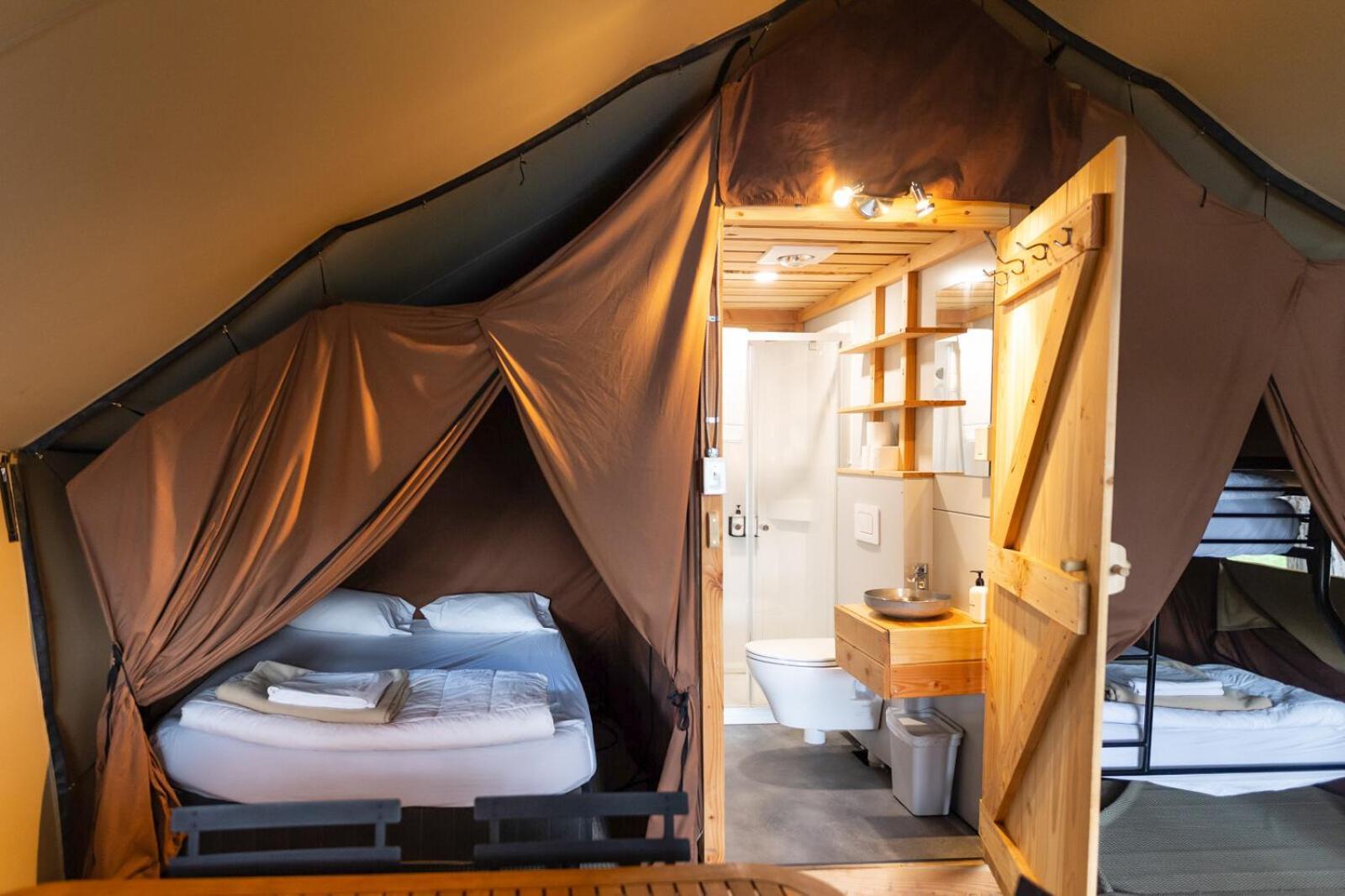 Tent Trappeur